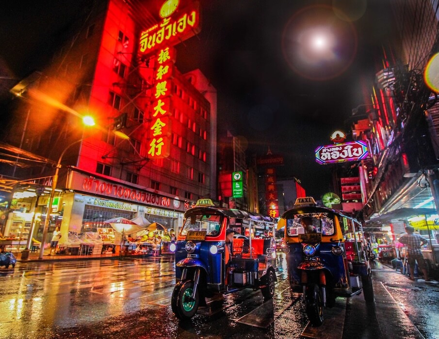 thailand-bangkok-c3ffff8d-1 image streets of Bangkok, Thailand