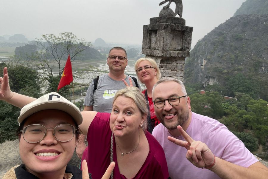 Is MakeYourAsia good