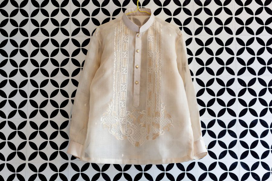 Filipino traditional costume - Barong Tagalog