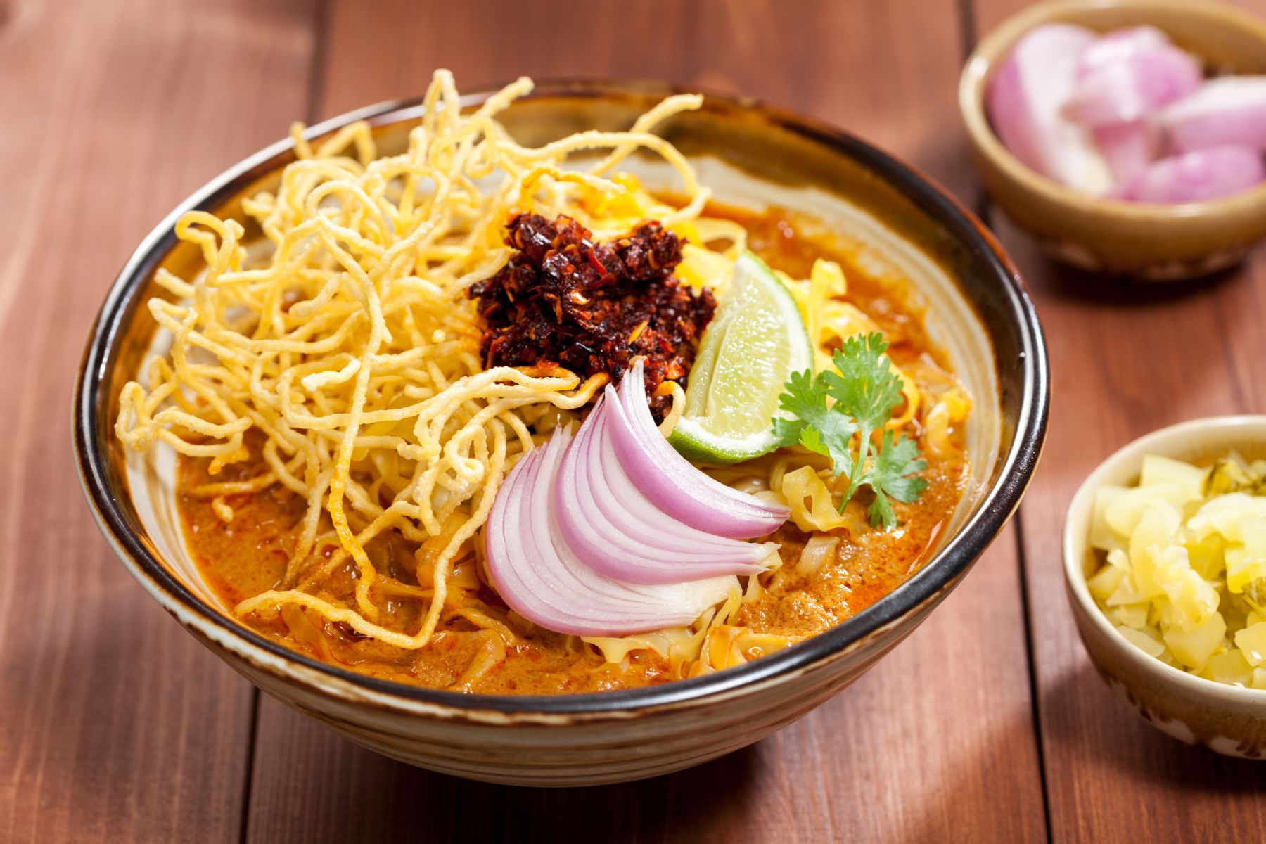 Thai cuisine. Khao Soi. Thailand tour.