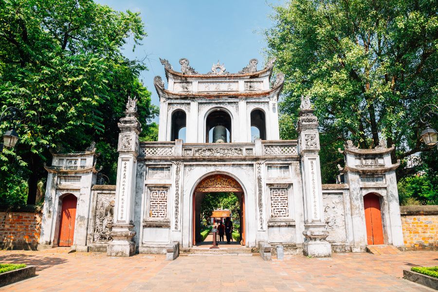 Vietnamese temples