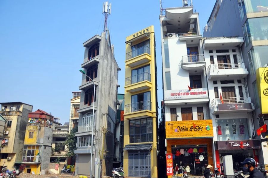 Hanoi thin houses
