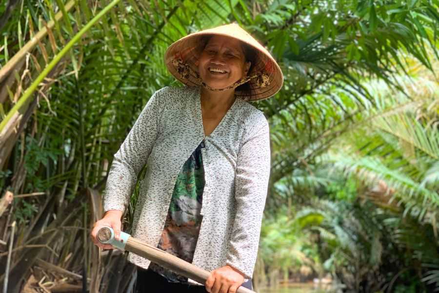 Sampan boat operator