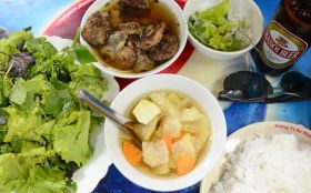 5 Days Hanoi and Saigon Tour - Bun Cha