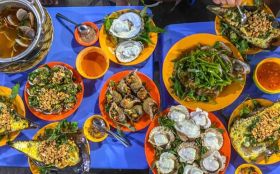 Enjoy delicious local Thai, Khmer and Vietnamese dishes with exotic flavors