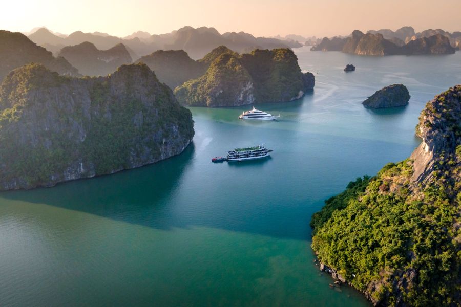 Vietnam tourism, Halong Bay, Vietnam tours