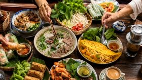 culinary-theme-tour-thumbnail-2844b8ca image