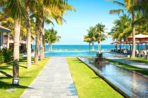 quy-nhon-resort-beach-2815680f image