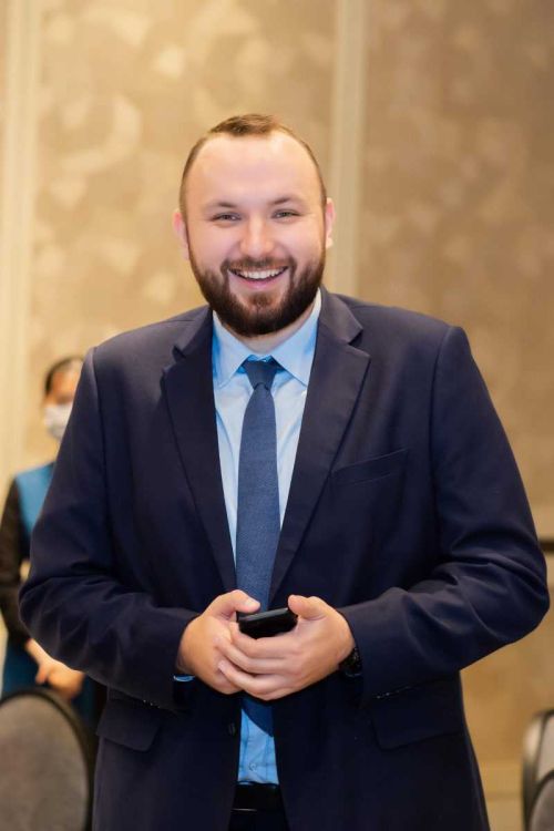 Łukasz Kozłowski z MakeYourAsia na evencie EUROCHAM