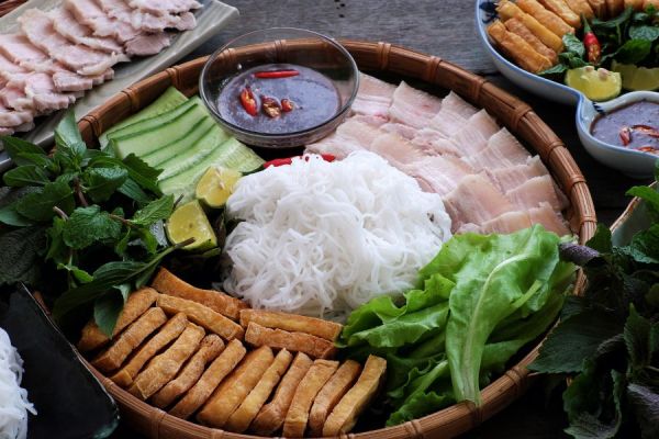 Vietnamese food bun dau mam tom