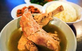 14 Days Singapore &amp; Malaysia Private Tour food