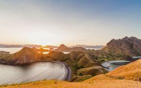 Treks on Padar and Komodo 
