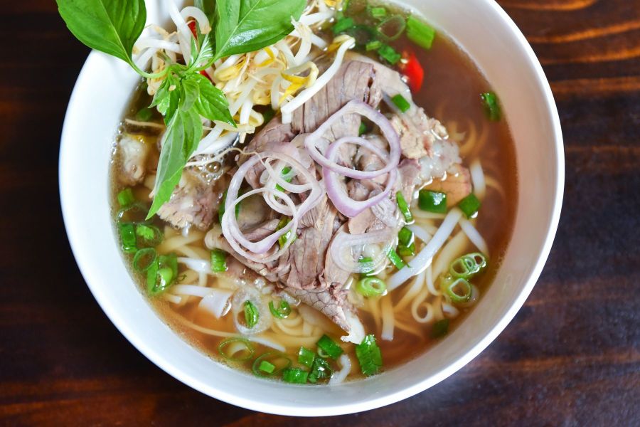 Vietnamese cuisine, Vietnam food tour, Pho noodle
