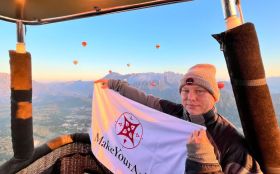 vang vieng hot air balloon laos tour