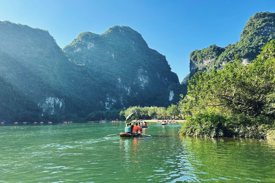 support local souvenirs