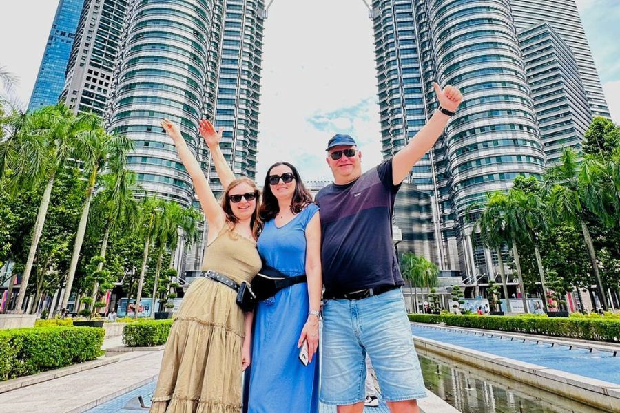 Review MakeYourAsia tour