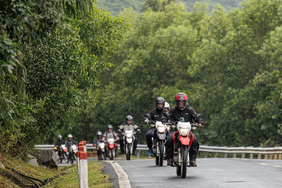 MakeYourAsia & Motopodróżni 2022 Vietnam Motorbike Tour