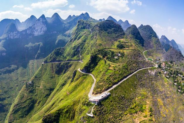 Ha Giang mountain pass