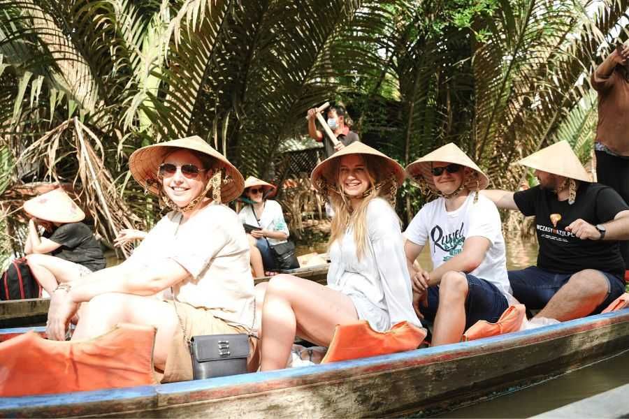 Experience Highlights of MYA Hue Private Tour