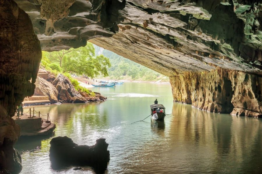 Phong Nha cave entrance