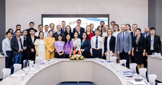 MYA - Vietnam Souvenirs Banner Hero